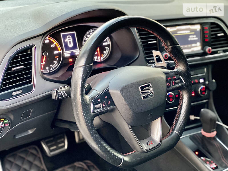 Хетчбек SEAT Leon 2016 в Києві