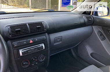 Хетчбек SEAT Leon 2003 в 