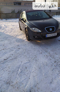 Хэтчбек SEAT Leon 2008 в Киеве