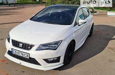 Хетчбек SEAT Leon 2016 в Чернігові