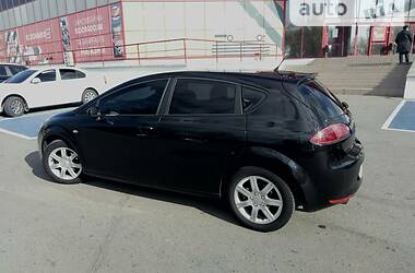 Хэтчбек SEAT Leon 2009 в Николаеве