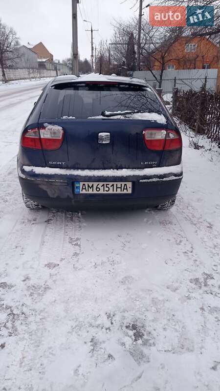 Хэтчбек SEAT Leon 2001 в Баре
