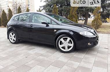 Хэтчбек SEAT Leon 2006 в Виннице