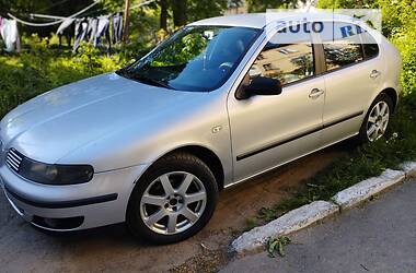 Хетчбек SEAT Leon 2001 в Новому Розділі