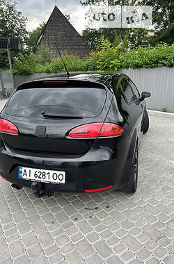 Хэтчбек SEAT Leon 2008 в 