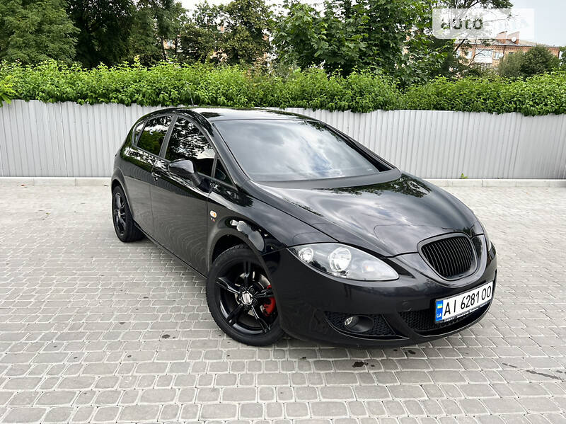 Хэтчбек SEAT Leon 2008 в 