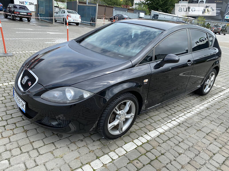 Хетчбек SEAT Leon 2009 в Львові