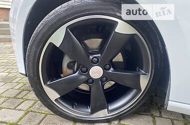 Хэтчбек SEAT Leon 2013 в 