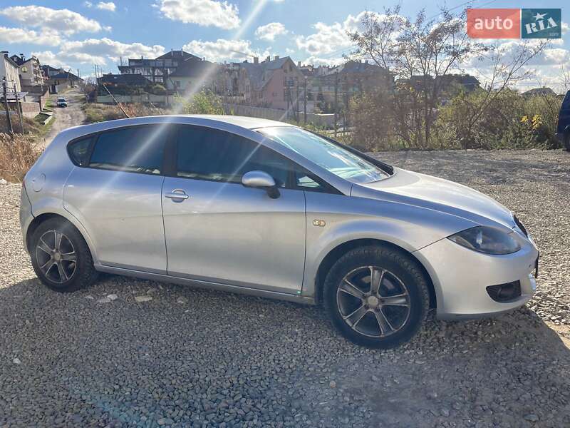 Хэтчбек SEAT Leon 2006 в Львове фото 3 Хэтчбек SEAT Leon 2006 в Львове