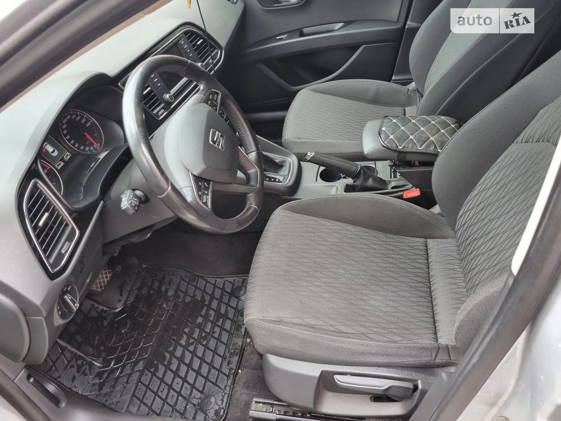 2014 SEAT Leon - мініатюра 5