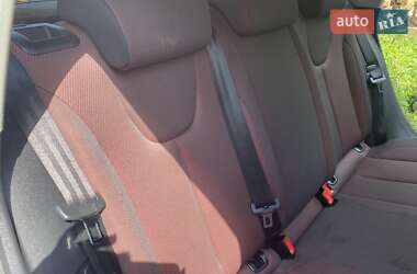 Хэтчбек SEAT Leon 2006 в Николаеве