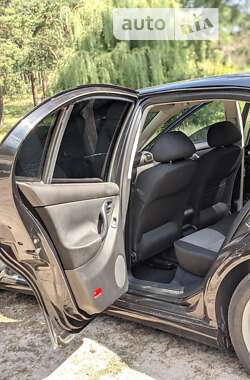 Хэтчбек SEAT Leon 2004 в Сумах