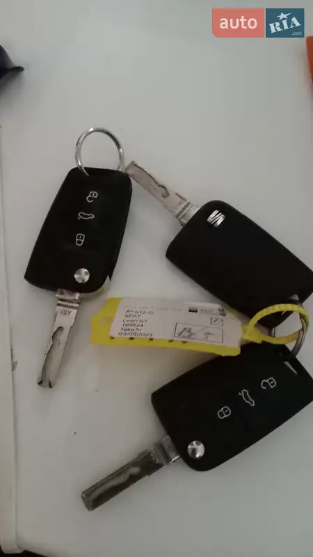 Универсал SEAT Leon 2016 в Днепре документ 2 фото Универсал SEAT Leon 2016 в Днепре документ