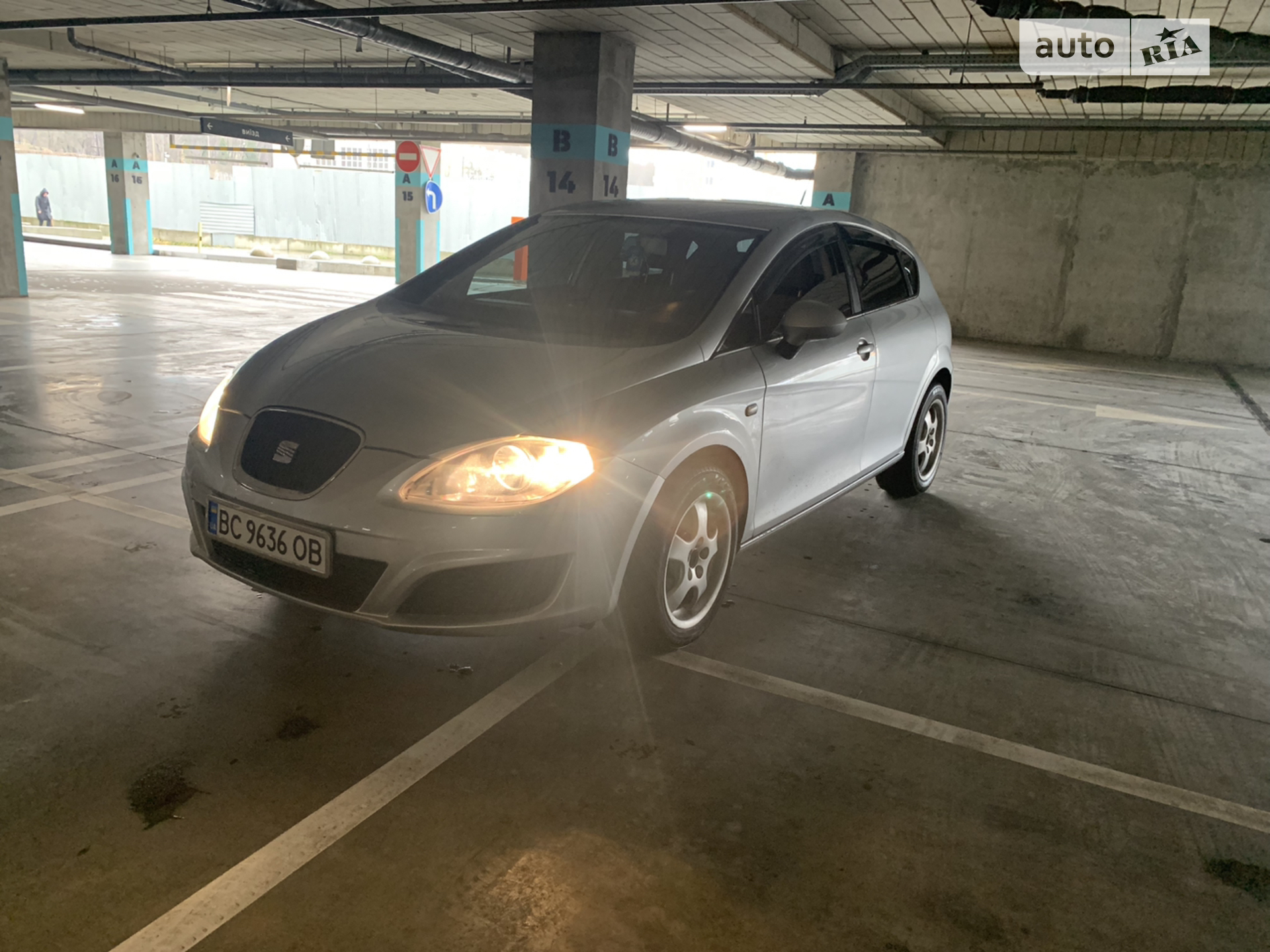 2010 SEAT Leon - мініатюра 3