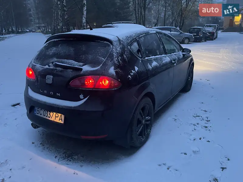 Хэтчбек SEAT Leon 2007 в 