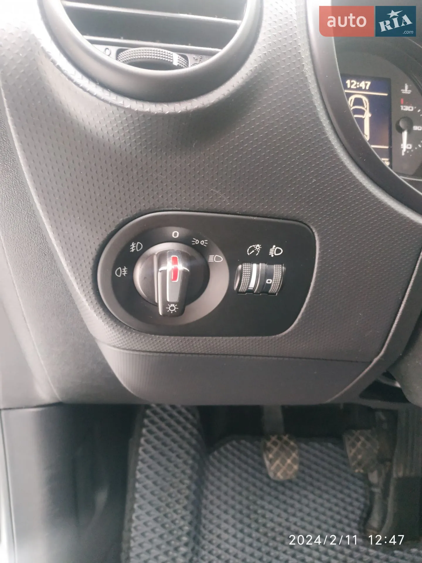 2011 SEAT Leon - мініатюра 16