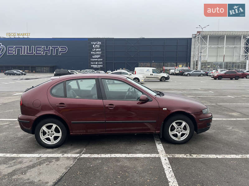 Хетчбек SEAT Leon 2004 в Києві фото 4 Хетчбек SEAT Leon 2004 в Києві