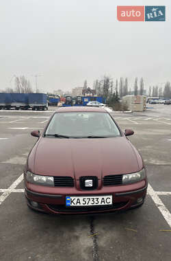 Хэтчбек SEAT Leon 2004 в Киеве