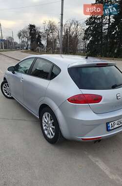 Хетчбек SEAT Leon 2009 в Запоріжжі