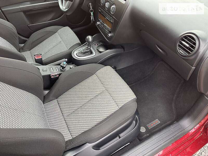 Хетчбек SEAT Leon 2010 в Житомирі фото 18 Хетчбек SEAT Leon 2010 в Житомирі