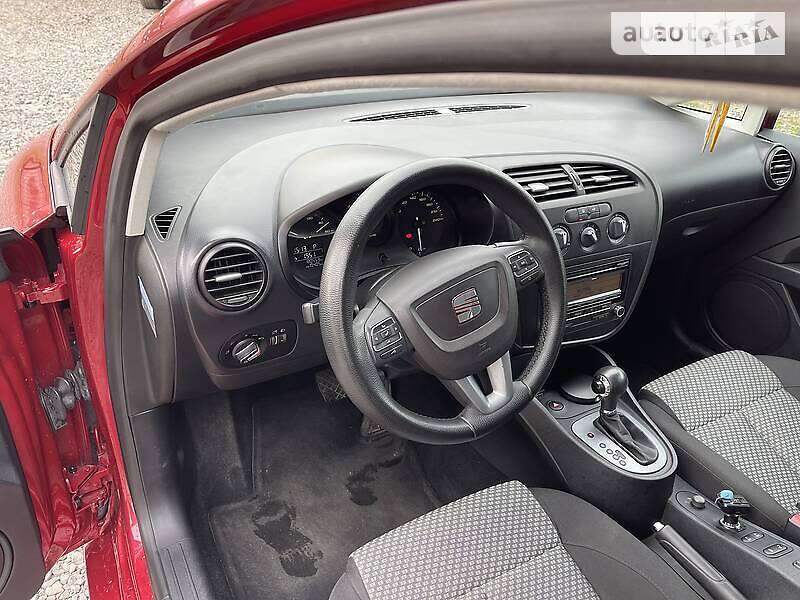 Хетчбек SEAT Leon 2010 в Житомирі фото 22 Хетчбек SEAT Leon 2010 в Житомирі