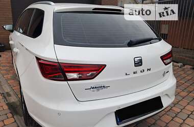 Универсал SEAT Leon 2014 в Киеве