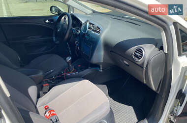 Хэтчбек SEAT Leon 2008 в 