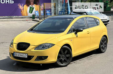 Хетчбек SEAT Leon 2008 в Києві