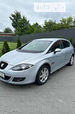 Хэтчбек SEAT Leon 2006 в 