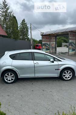 Хэтчбек SEAT Leon 2006 в 