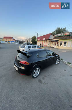 Хэтчбек SEAT Leon 2008 в 