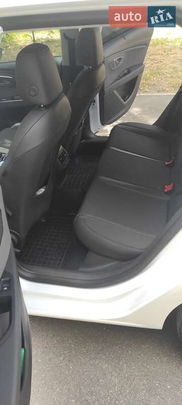 Универсал SEAT Leon 2017 в Киеве