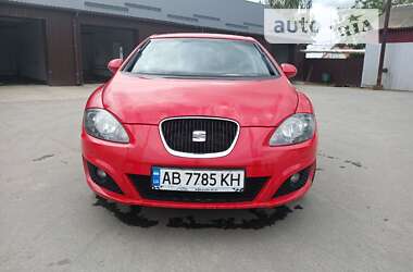 Хэтчбек SEAT Leon 2011 в Баре