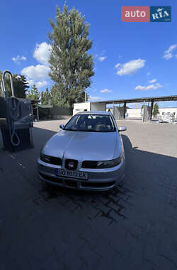 Хетчбек SEAT Leon 2002 в Волочиську