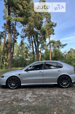 Хетчбек SEAT Leon 2005 в Києві