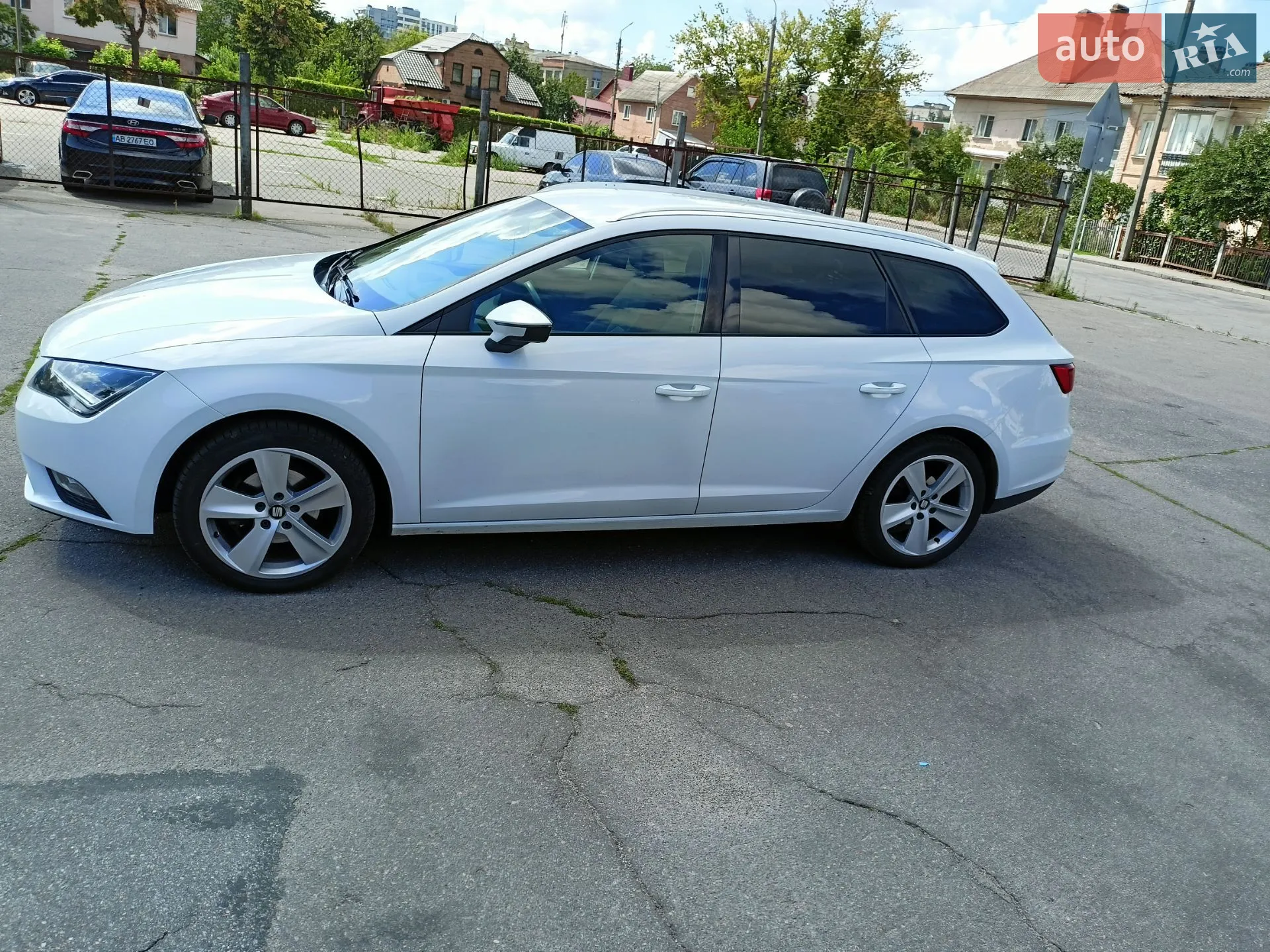 2015 SEAT Leon - мініатюра 4