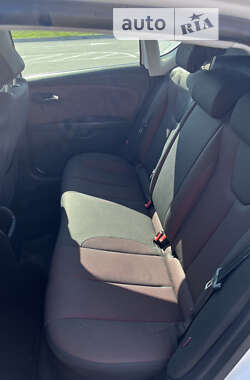 Хэтчбек SEAT Leon 2008 в 