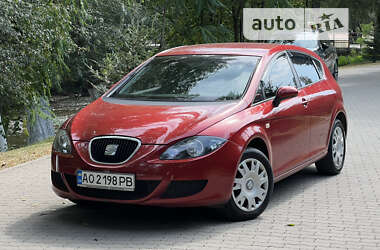 Хэтчбек SEAT Leon 2008 в Сваляве