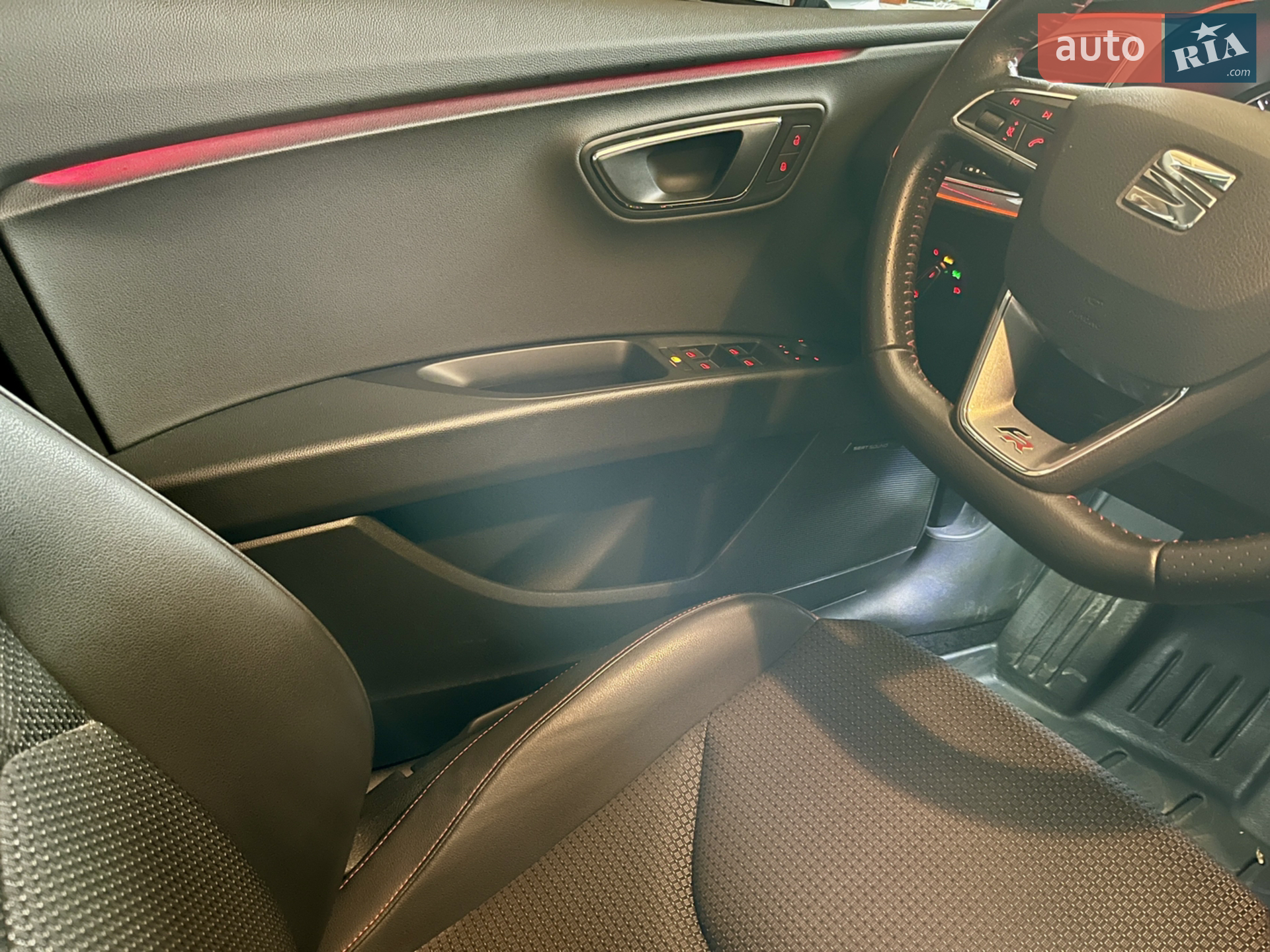 2014 SEAT Leon - мініатюра 10