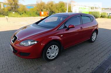 Хетчбек SEAT Leon 2008 в Мукачевому