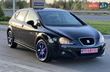 Хэтчбек SEAT Leon 2011 в Днепре