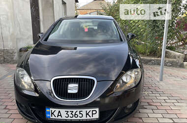 Хетчбек SEAT Leon 2009 в Житомирі