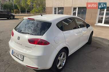 Хэтчбек SEAT Leon 2012 в 