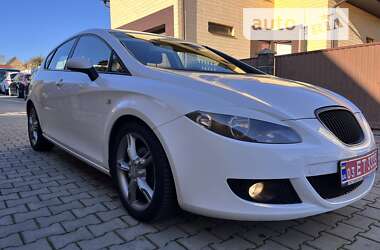 Хетчбек SEAT Leon 2009 в Луцьку