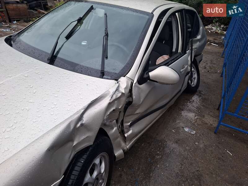 Хэтчбек SEAT Leon 2004 в Львове фото 6 Хэтчбек SEAT Leon 2004 в Львове