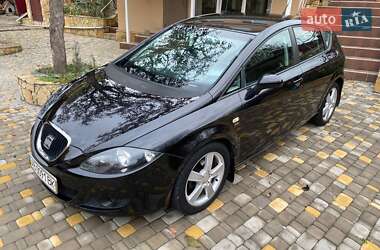 Хэтчбек SEAT Leon 2006 в Виннице