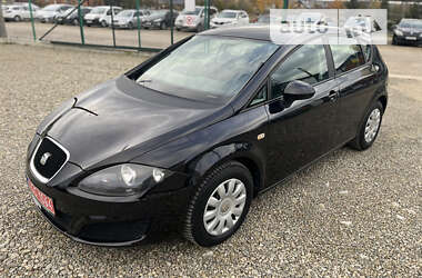 Хетчбек SEAT Leon 2010 в Калуші