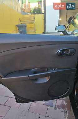 Хэтчбек SEAT Leon 2008 в 