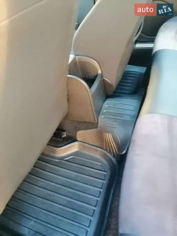 Хэтчбек SEAT Leon 2008 в Тернополе фото 28 Хэтчбек SEAT Leon 2008 в Тернополе