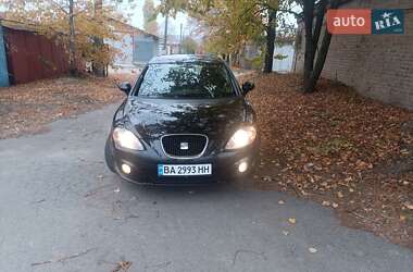 Хетчбек SEAT Leon 2011 в Кропивницькому